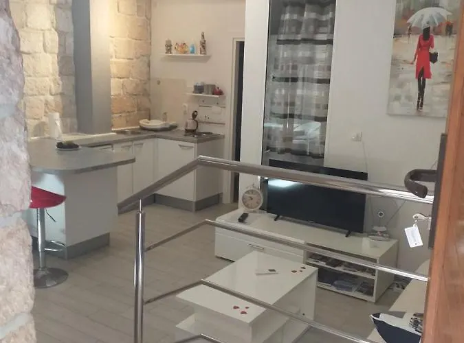 Apartment Old Teatar