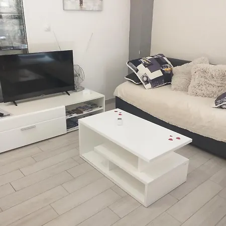 Apartment Vita كورتْشولا