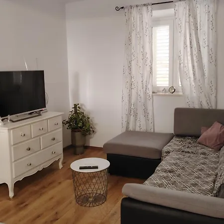 アパート Apartman Vita コルチュラ