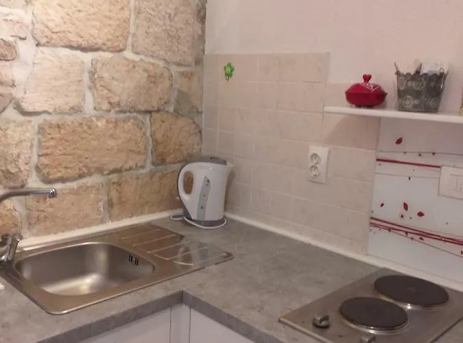 Apartment Old Teatar 公寓 科尔丘拉